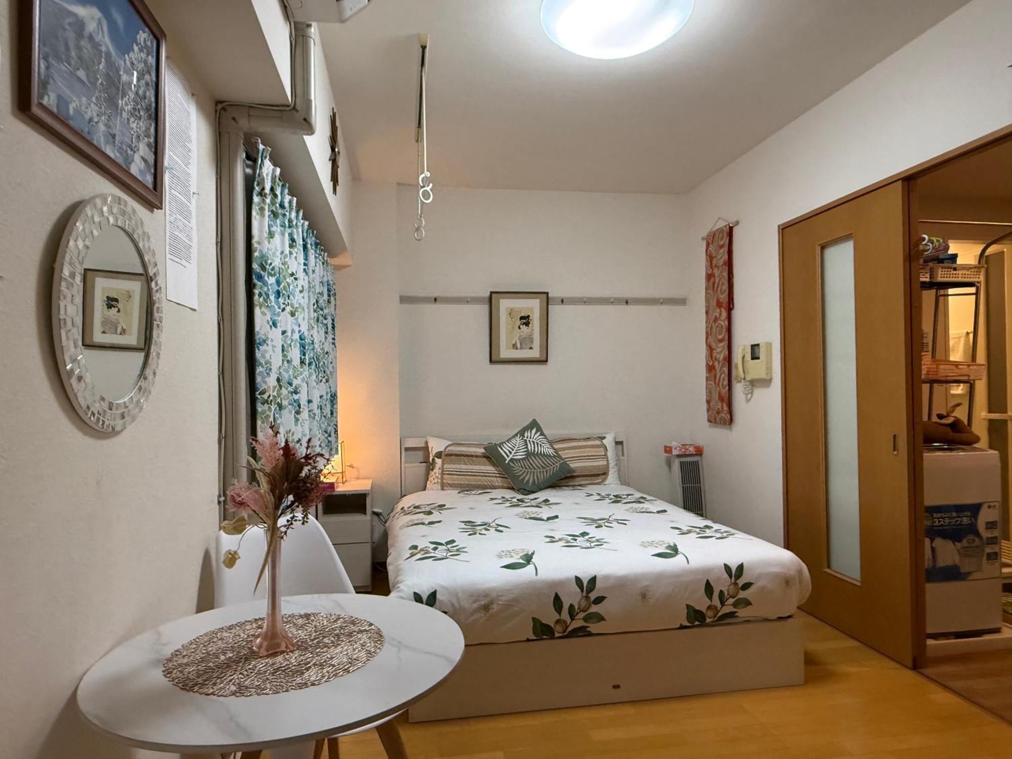 都心の家30 Square Meter King Size Bed With Stepping Rice Токио Екстериор снимка