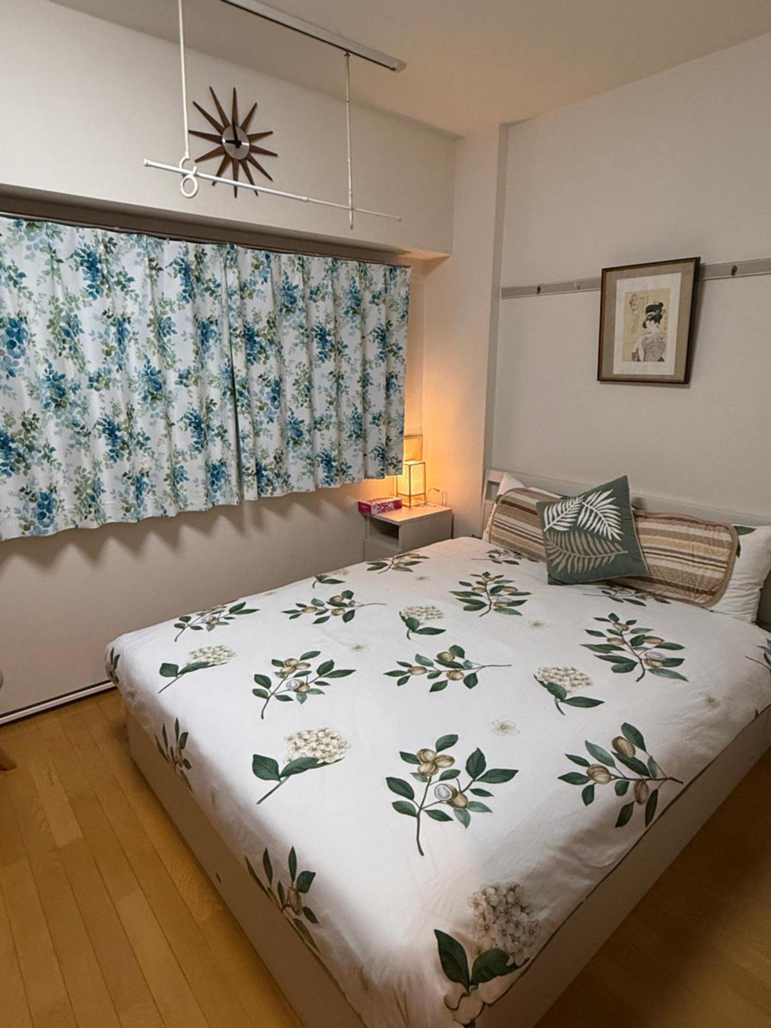 都心の家30 Square Meter King Size Bed With Stepping Rice Токио Екстериор снимка
